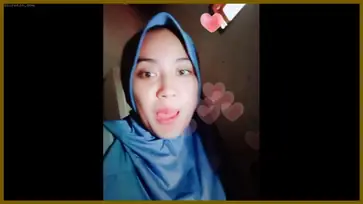 Hafizahh Host Jilbab Show Bugil Colmek Live Buat Pascol poster